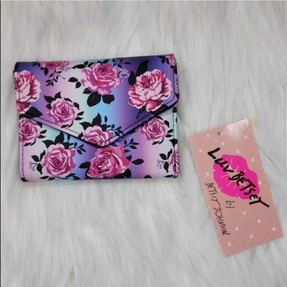 Betsey Johnson betsey johnson